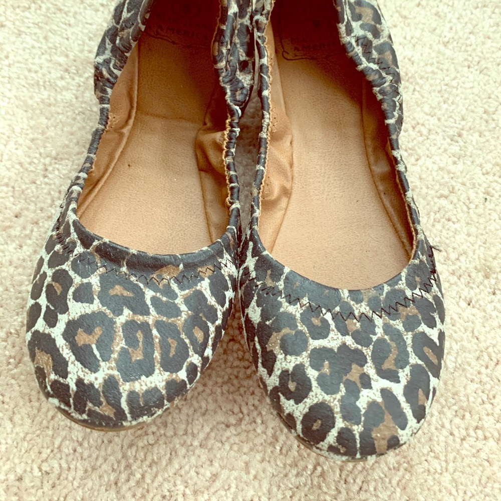 Lucky Brand all-leather leopard print sz 37.5
